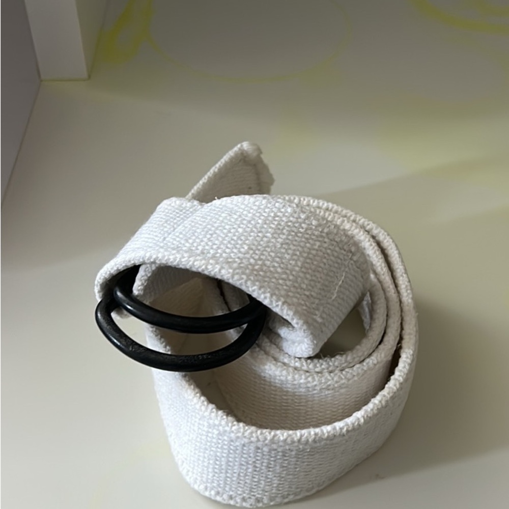 White Canvas Double-Ring Belt